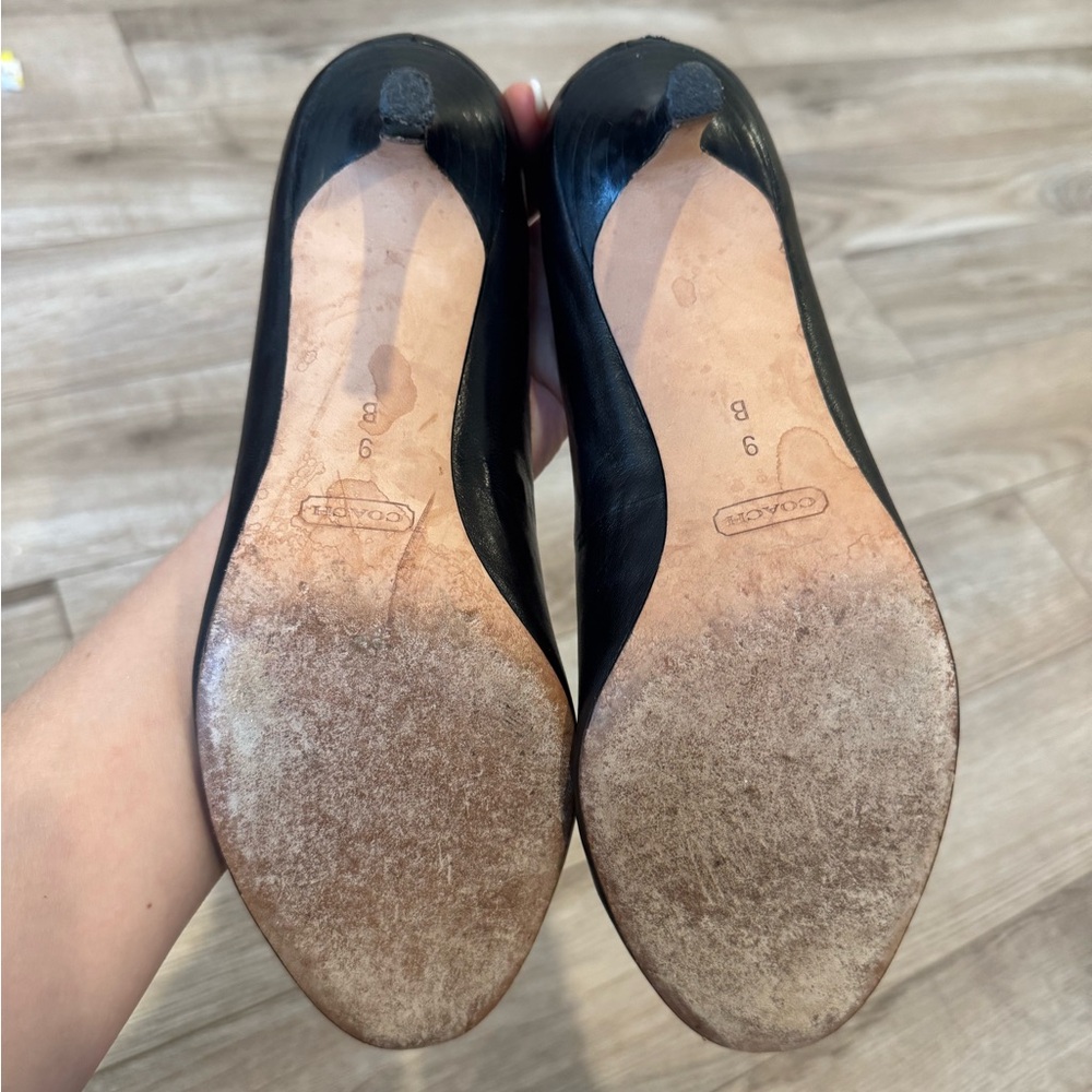 Coach Women’s Missy 2.5 Heel Black Leather Pumps size 39 - Picture 9 of 10